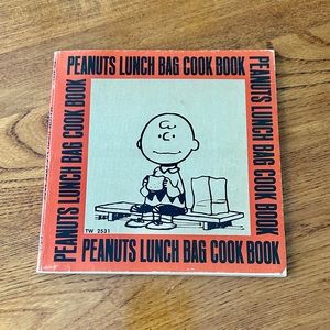 Peanuts Lunch Bag Cook Book 1st Edition
